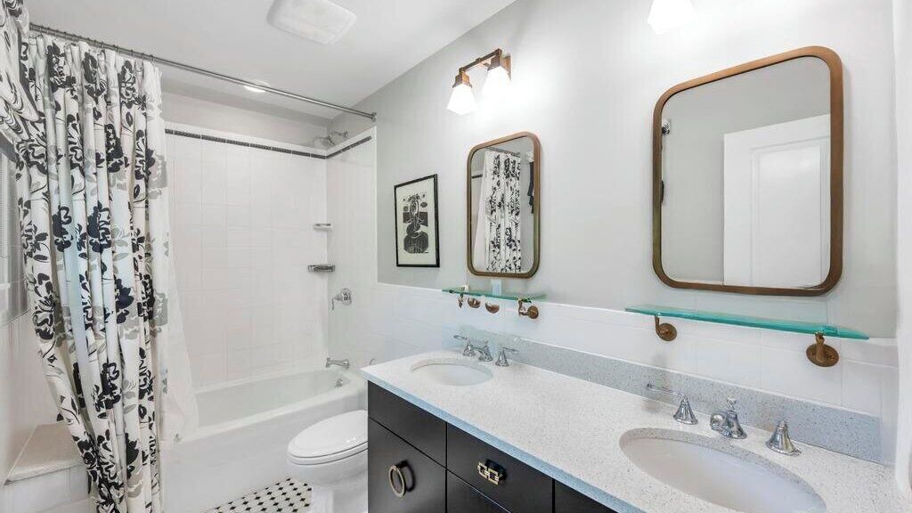 Photo of Bathroom in Tuckahoe