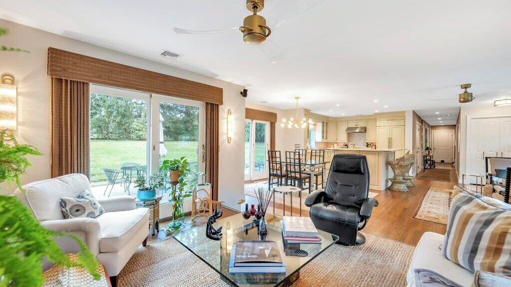 Photo of Livingroom in Tuckahoe