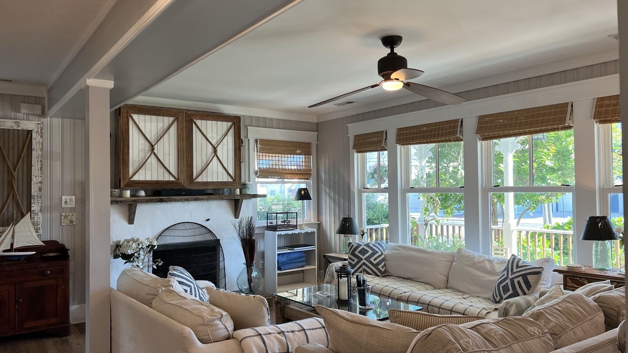 Photo of Livingroom in Beach Haven