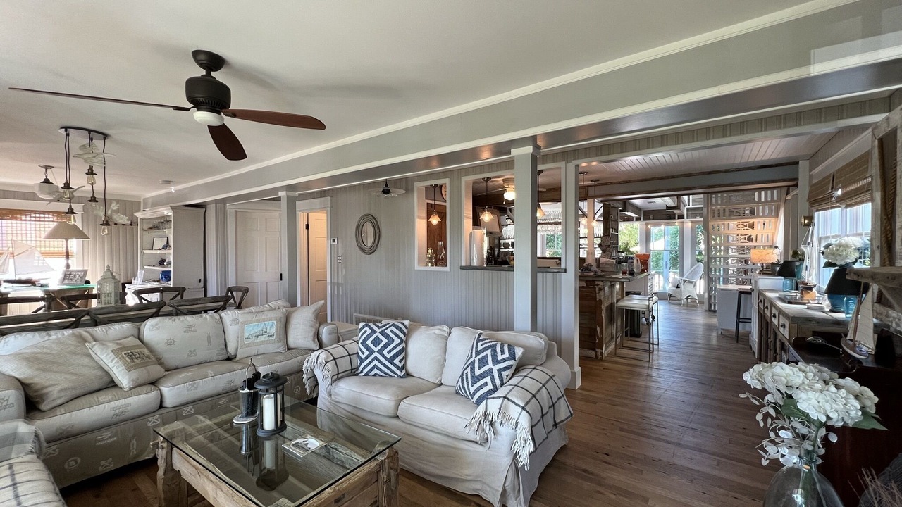 Photo of Livingroom in Beach Haven