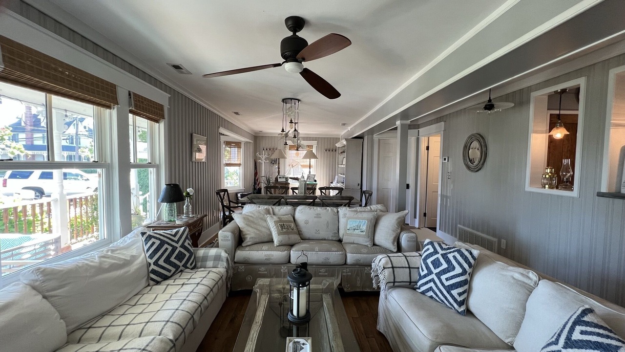 Photo of Livingroom in Beach Haven