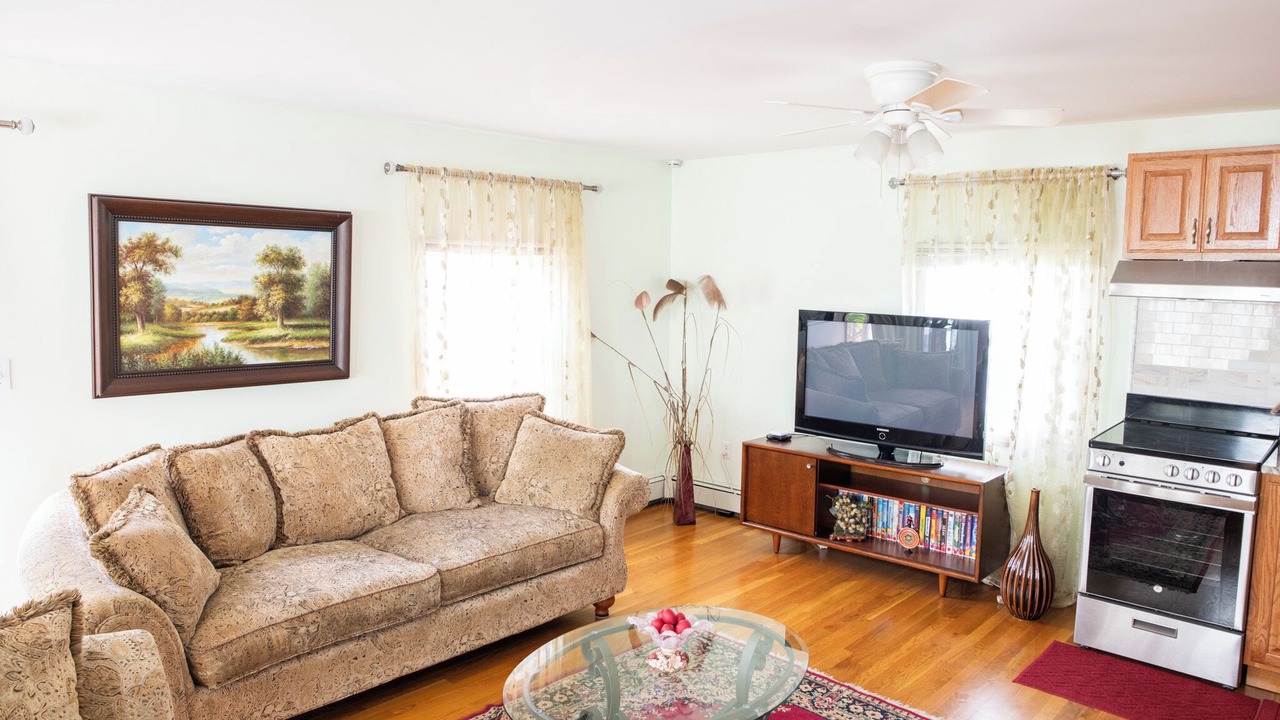 Photo of Livingroom in West Roxbury