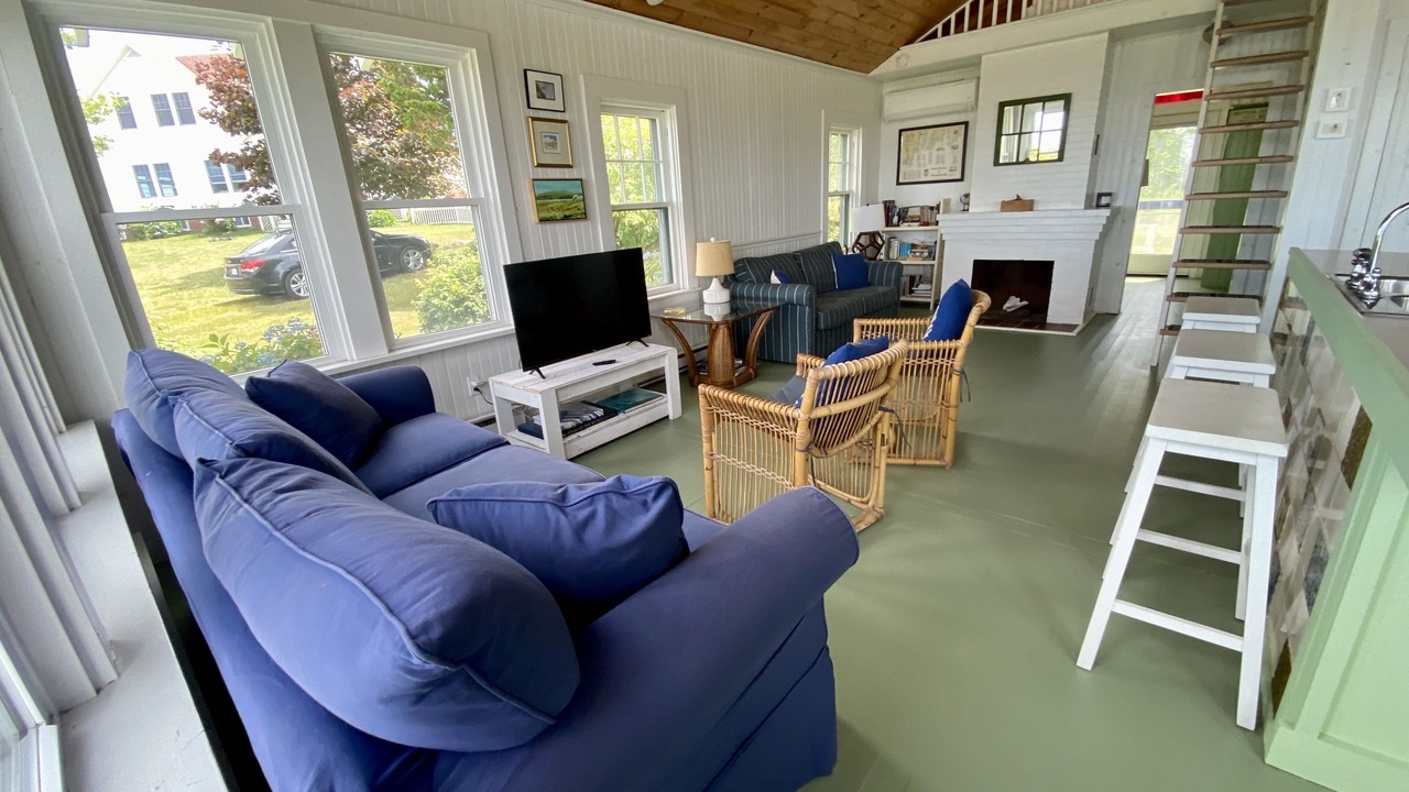Photo of Livingroom in Portsmouth