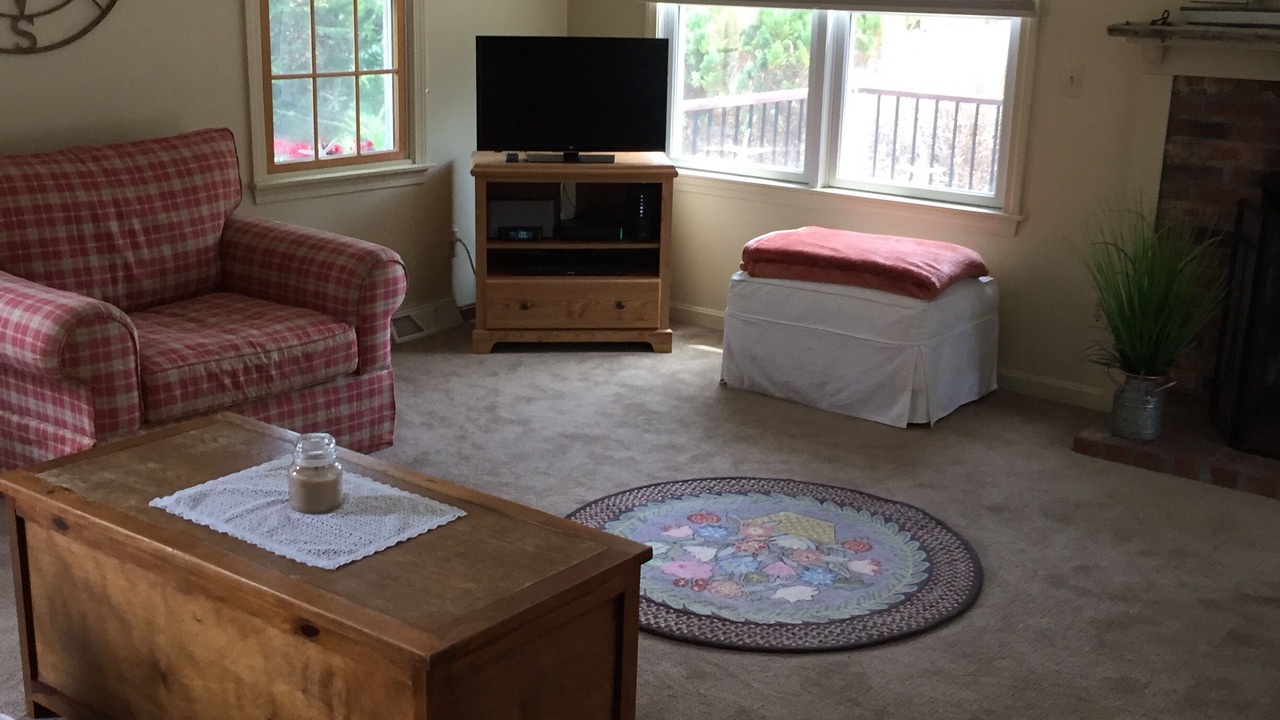 Photo of Livingroom in East Falmouth