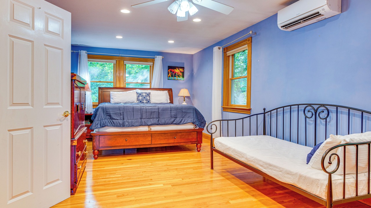 Photo of Bedroom in Belmont