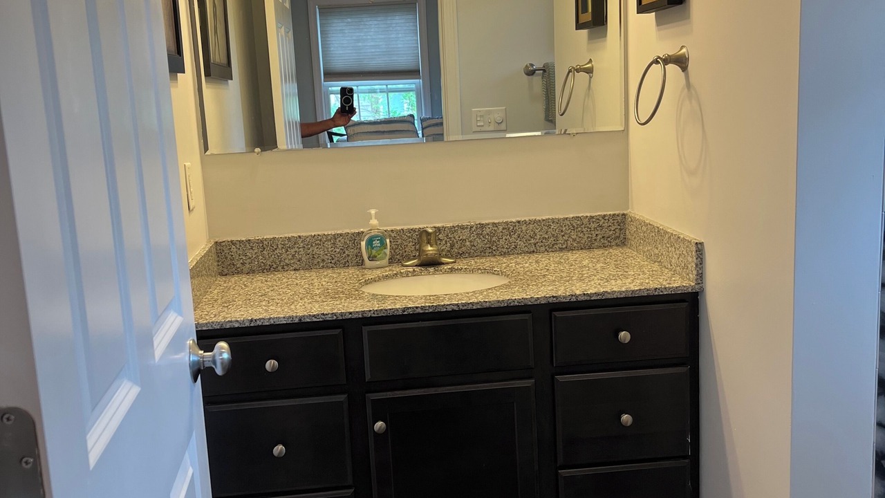 Photo of Bathroom in York Beach
