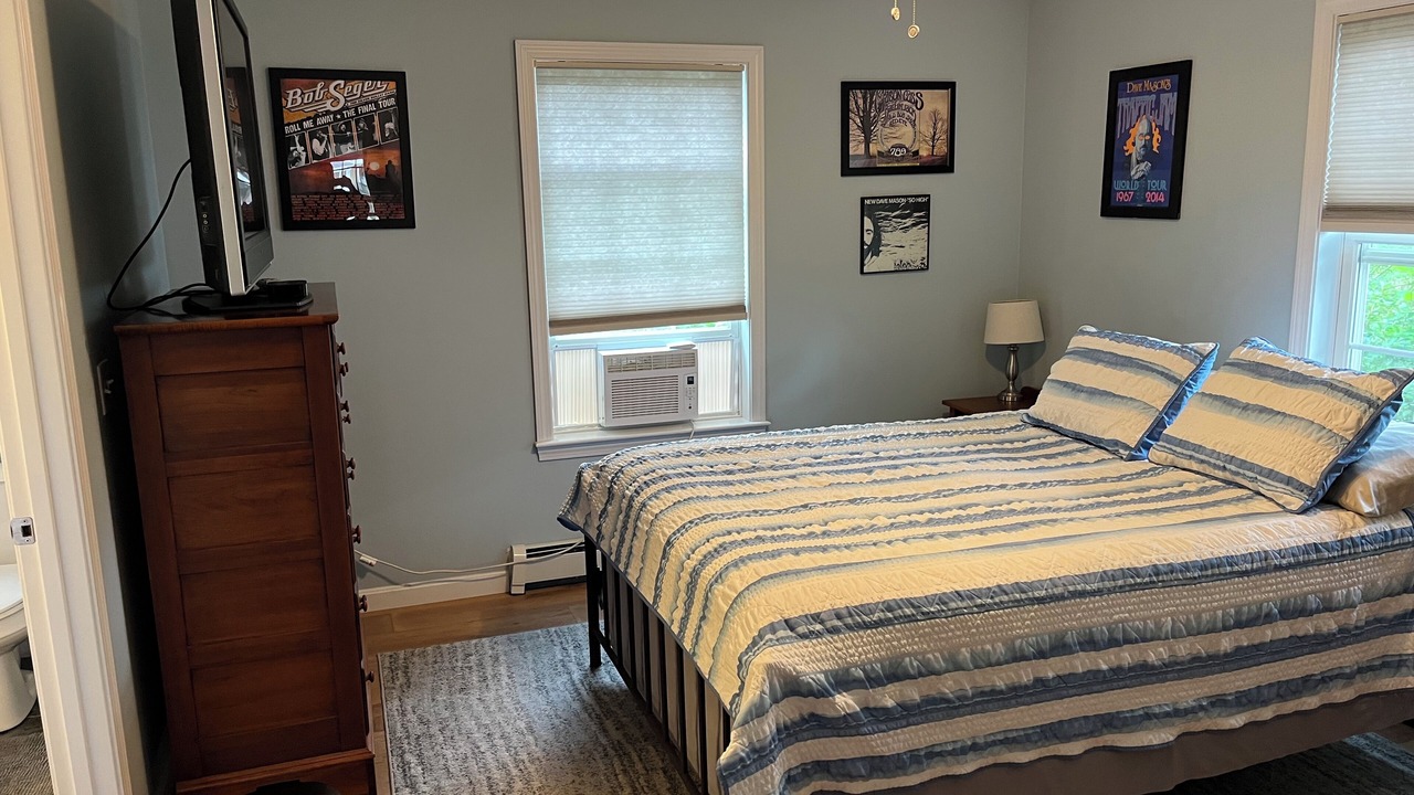 Photo of Bedroom in York Beach
