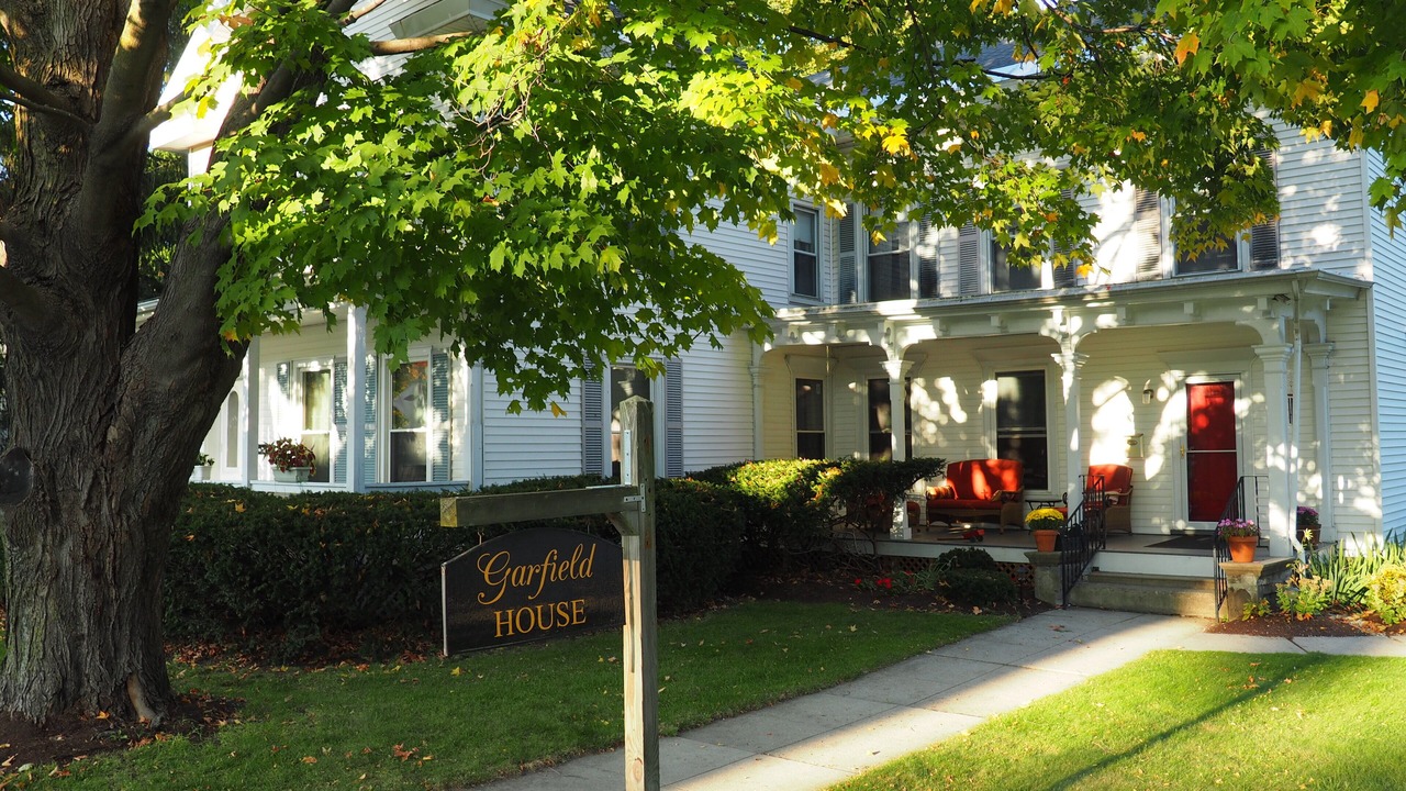 Photo of Outdoor in Lee