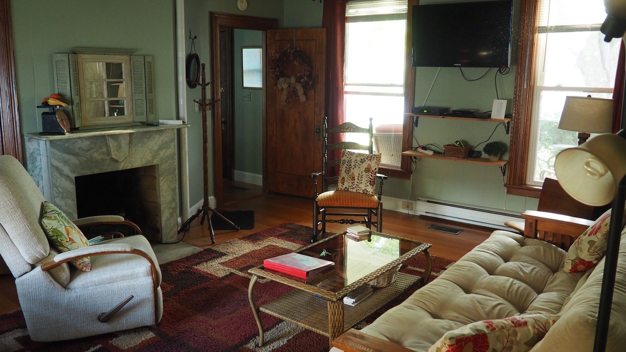 Photo of Livingroom in Lee