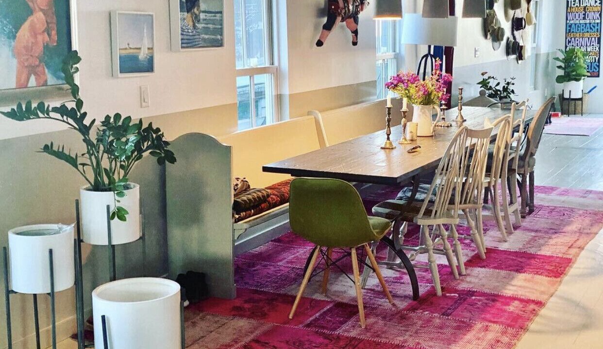 Photo of Livingroom in Commercial Street
