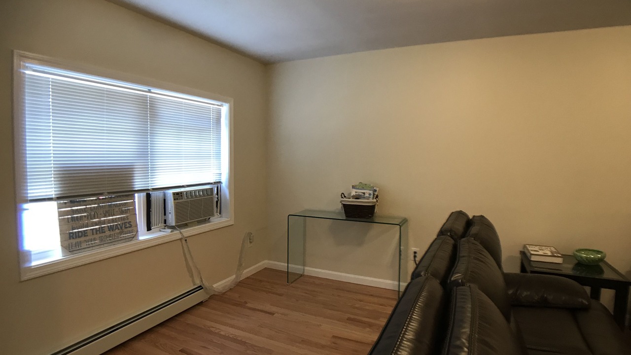 Photo of Livingroom in Old Orchard Beach
