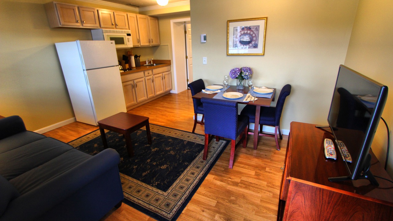 Photo of Livingroom in Falmouth Heights