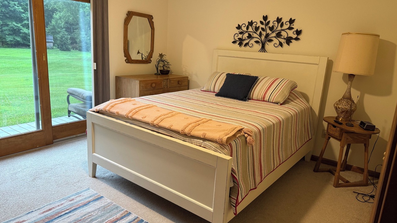 Photo of Bedroom in East Canaan