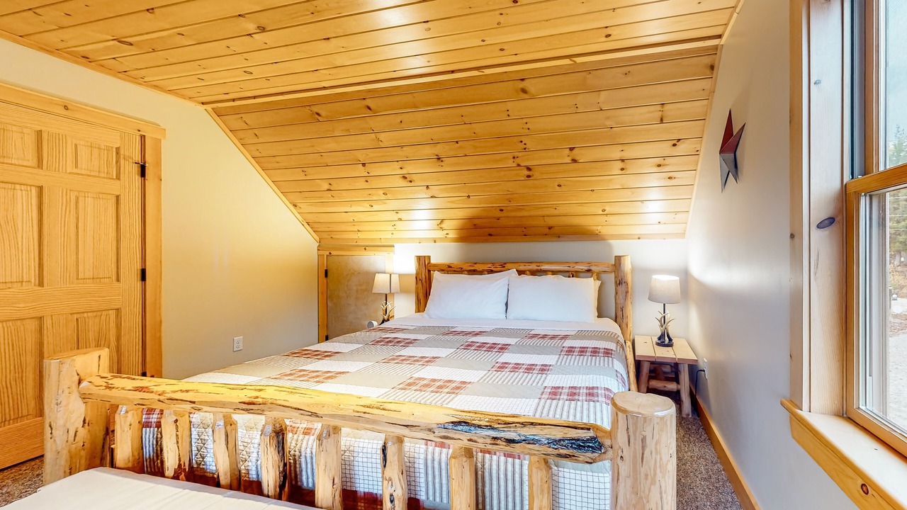 Photo of Bedroom in Bethel