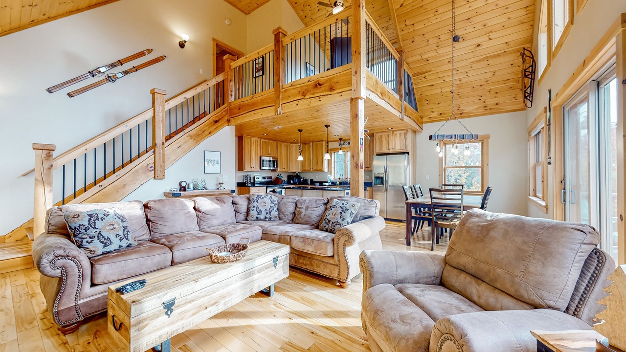 Photo of Livingroom in Bethel