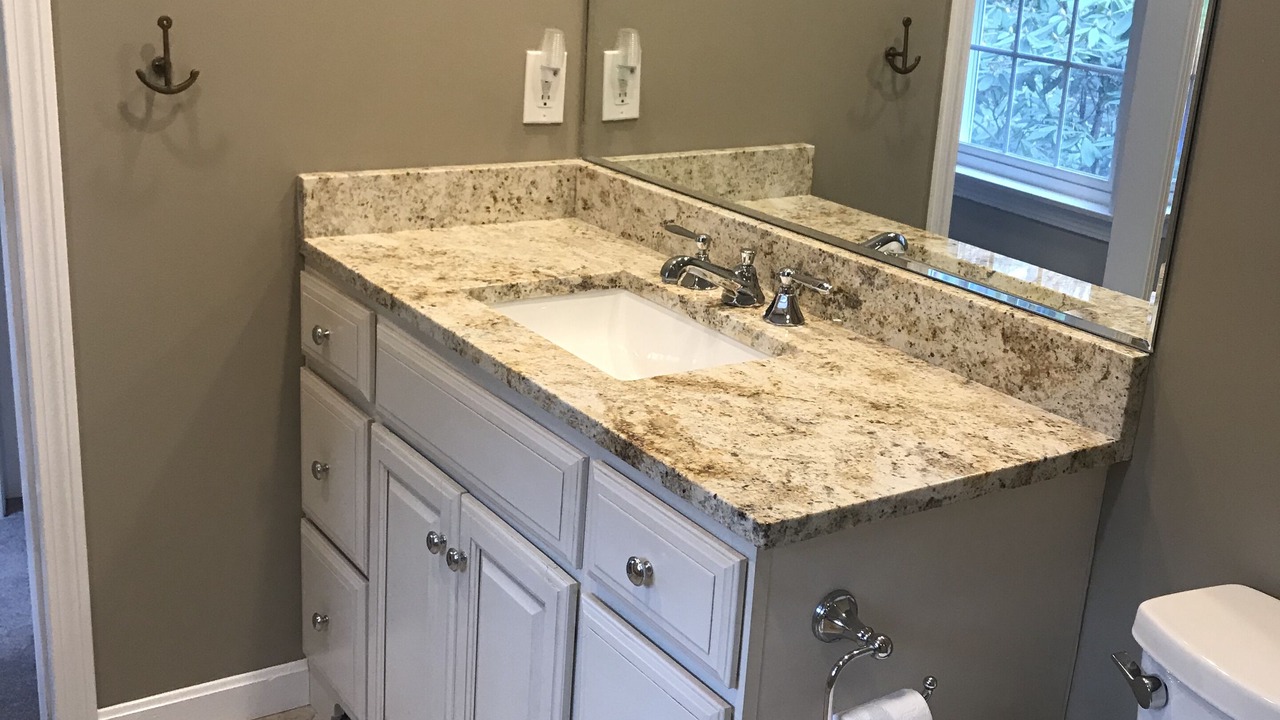 Photo of Bathroom in Fells Pond
