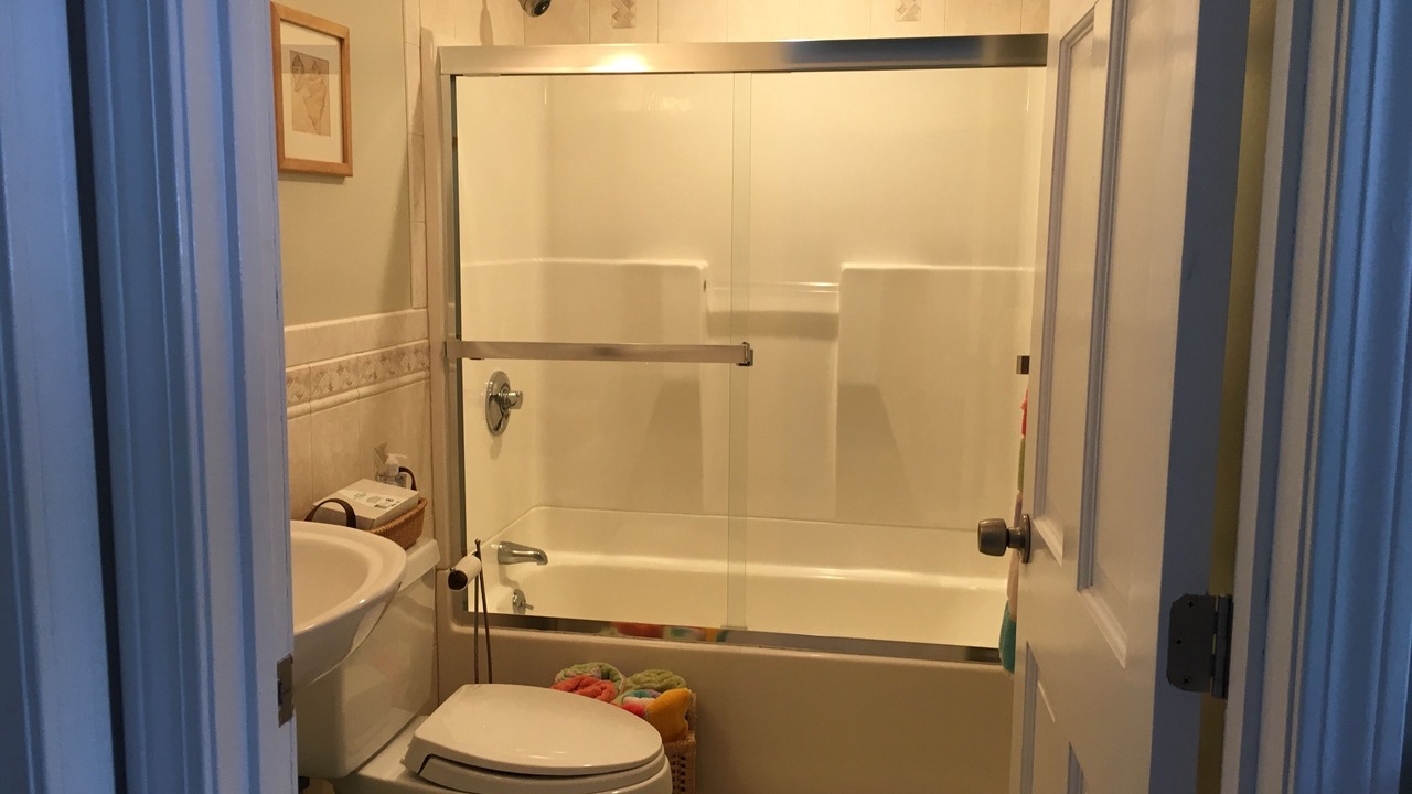 Photo of Bathroom in Fells Pond