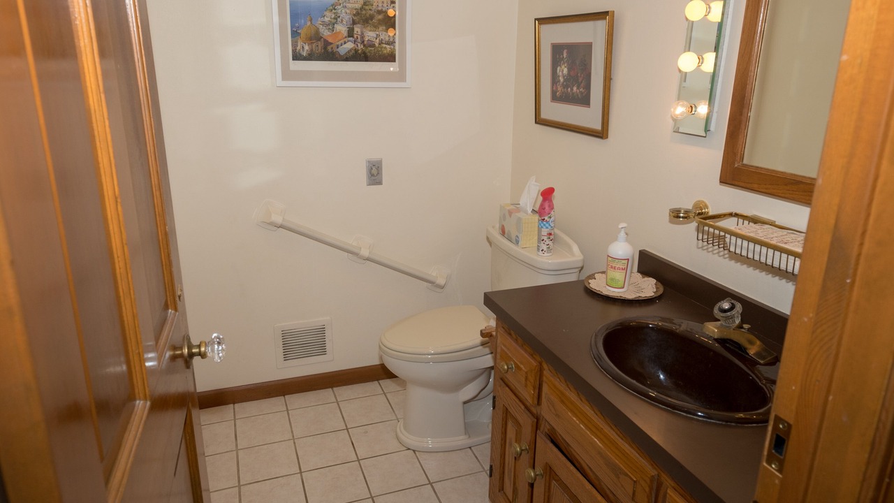 Photo of Bedroom in Darien