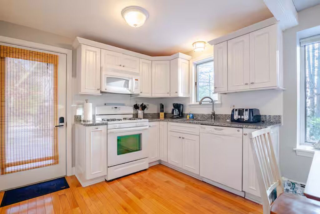 Photo of Kitchen in Fells Pond