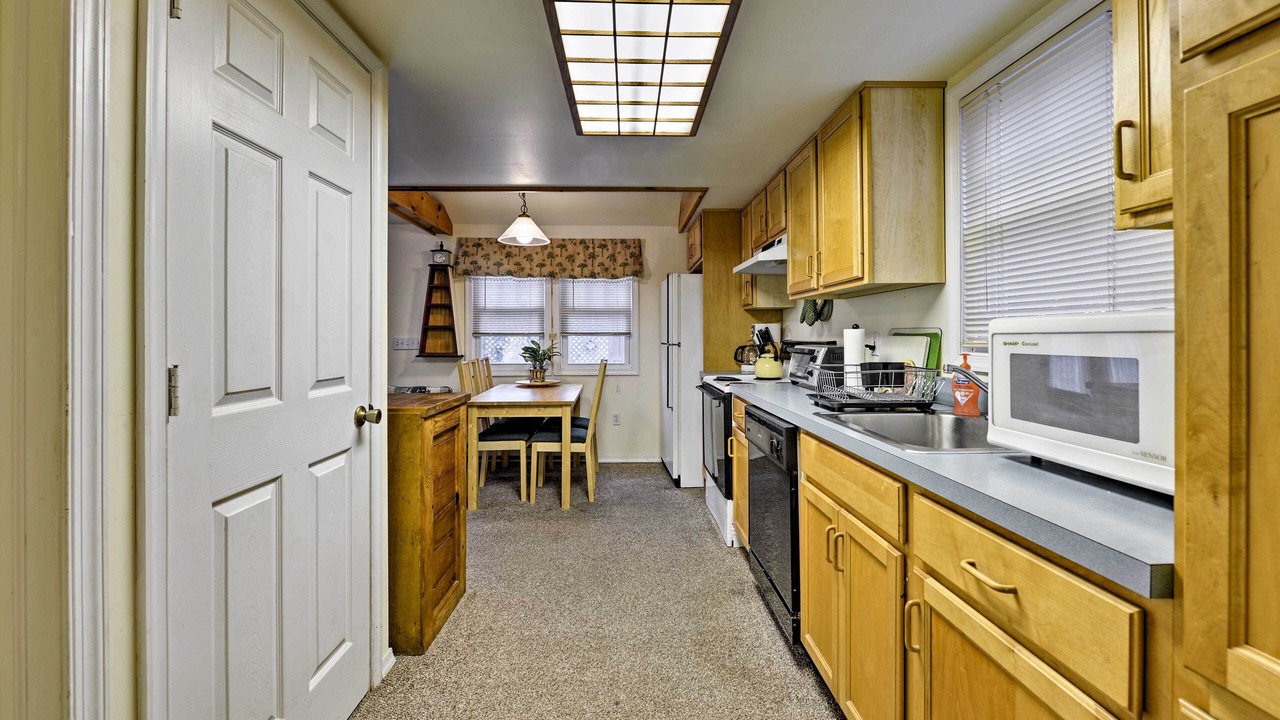 Photo of Kitchen in Surf City