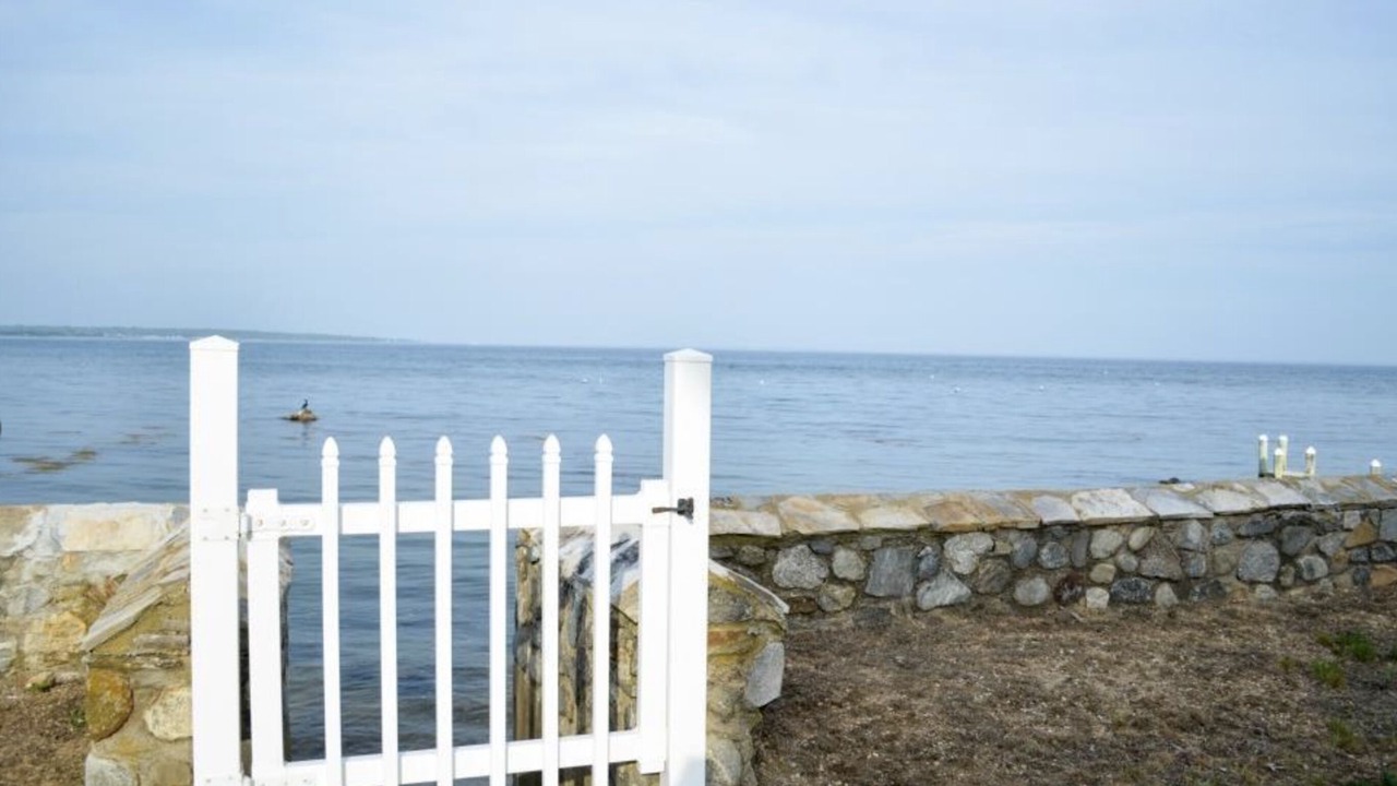 Photo of Others in Niantic