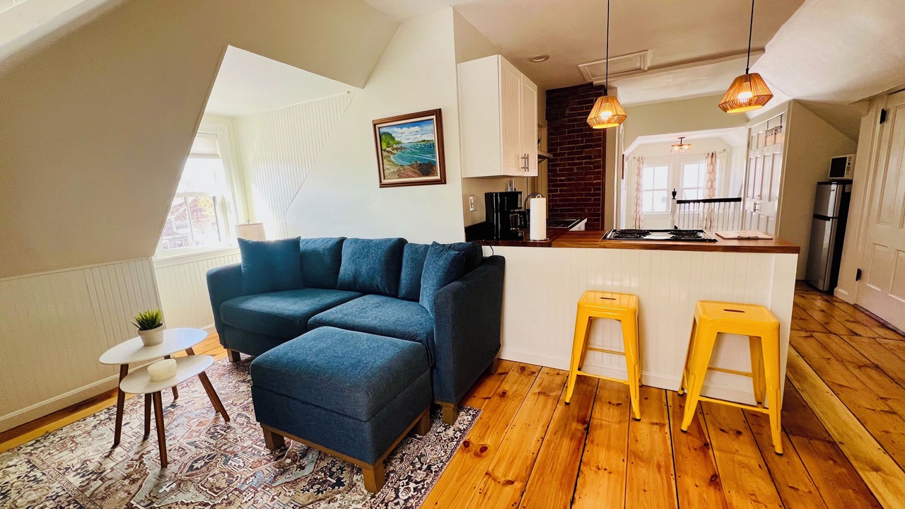 Photo of Livingroom in Portland