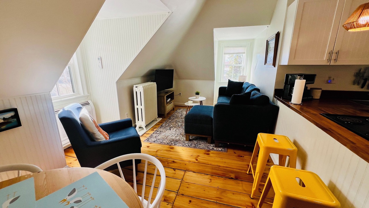 Photo of Livingroom in Portland