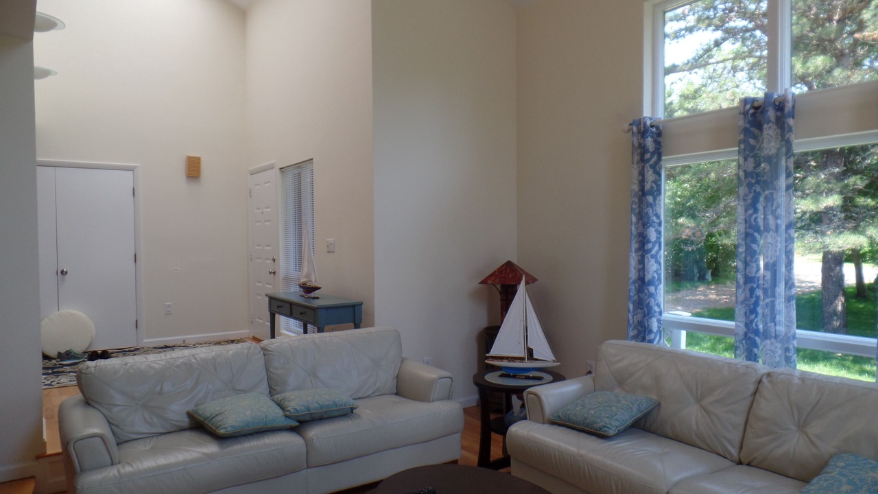 Photo of Livingroom in Edgartown