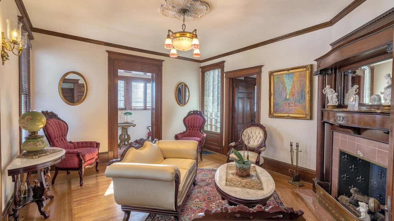 Photo of Livingroom in Greenport