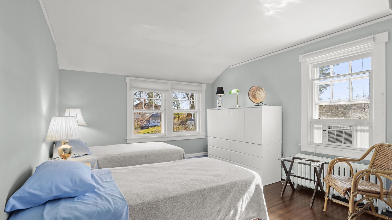 Photo of Bedroom in Old Greenwich