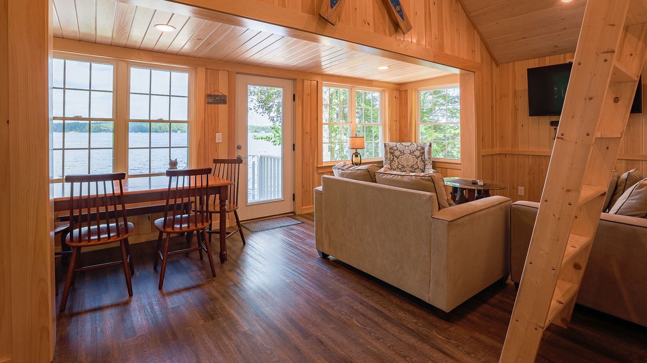 Photo of Livingroom in Otis