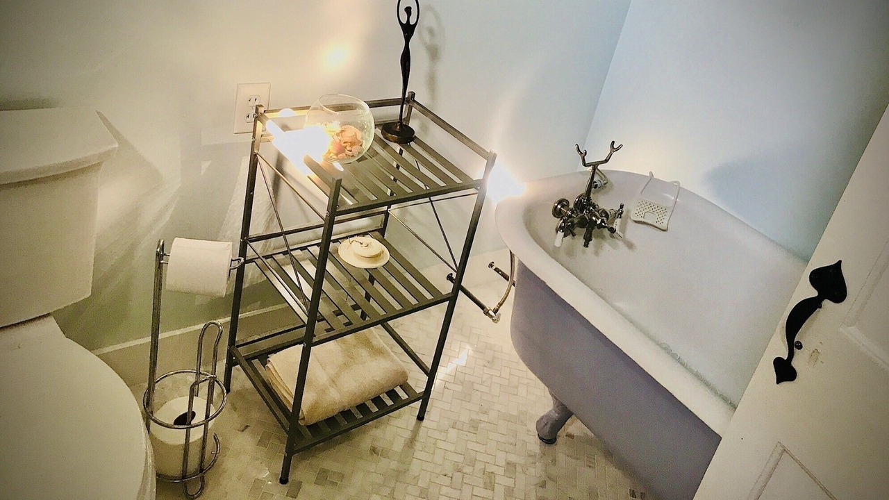 Photo of Bathroom in West Tisbury