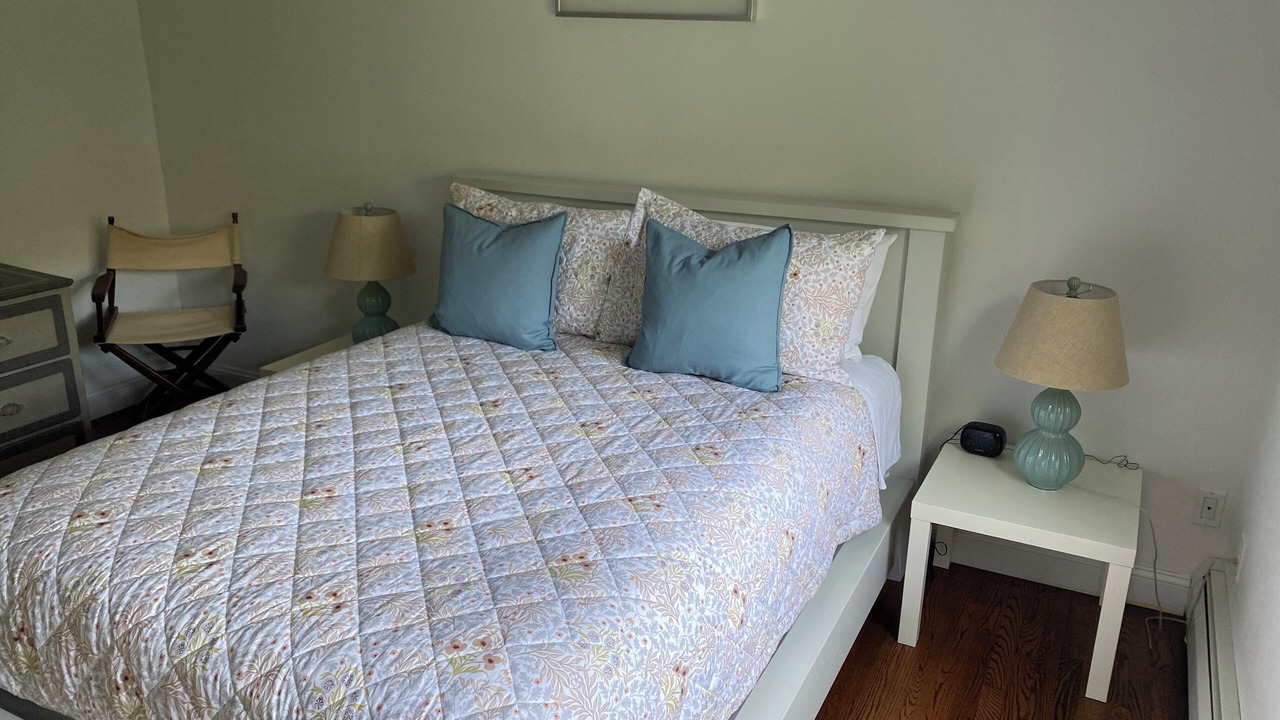 Photo of Bedroom in Warren