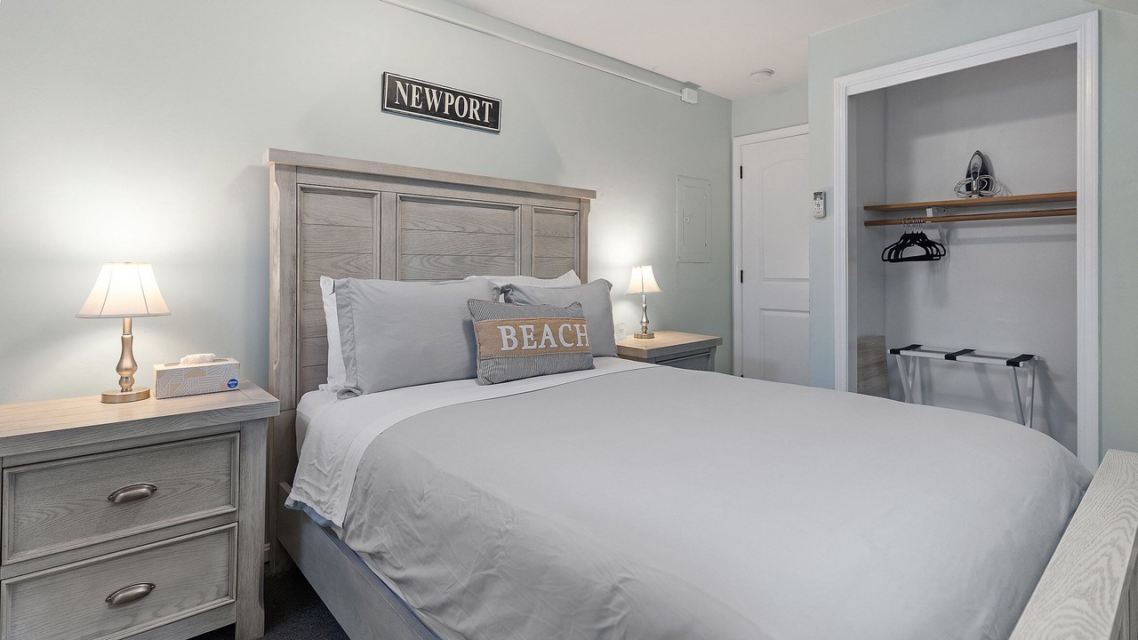 Photo of Bedroom in Yachting Village