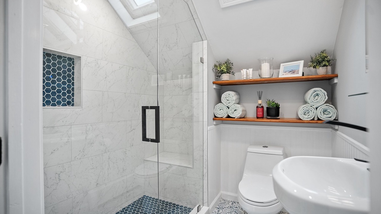 Photo of Bathroom in Yachting Village