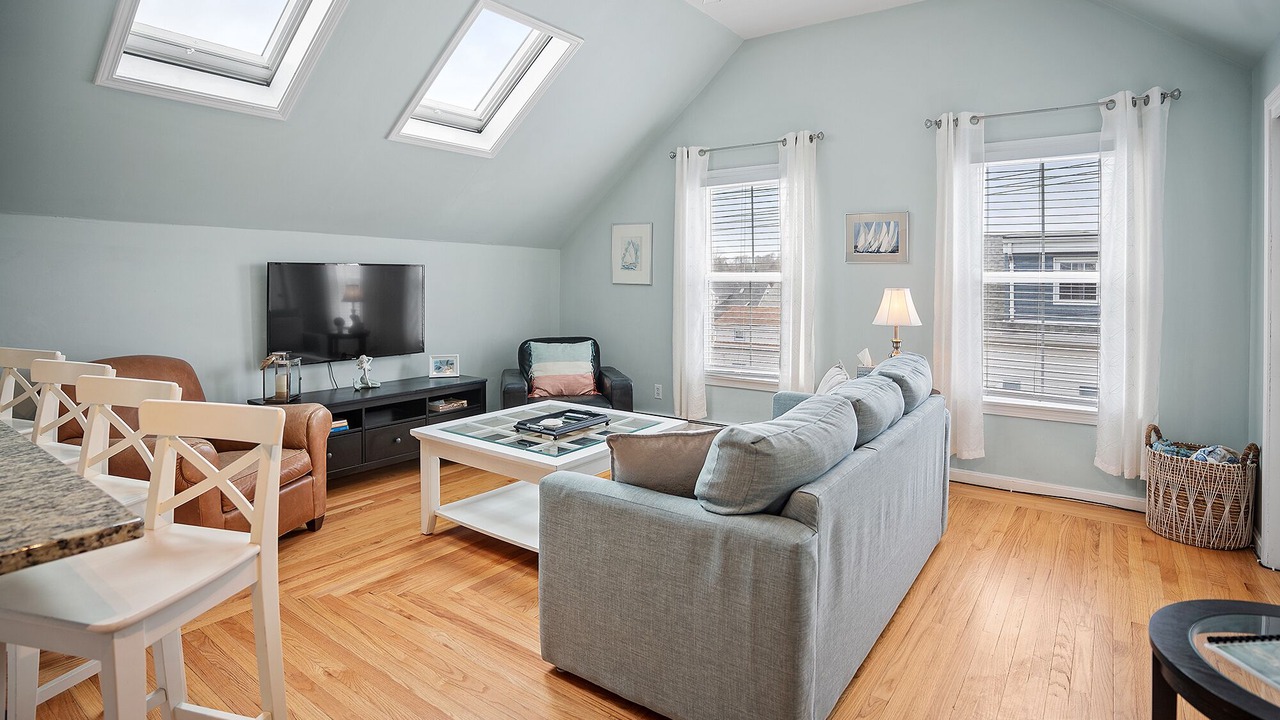 Photo of Livingroom in Yachting Village