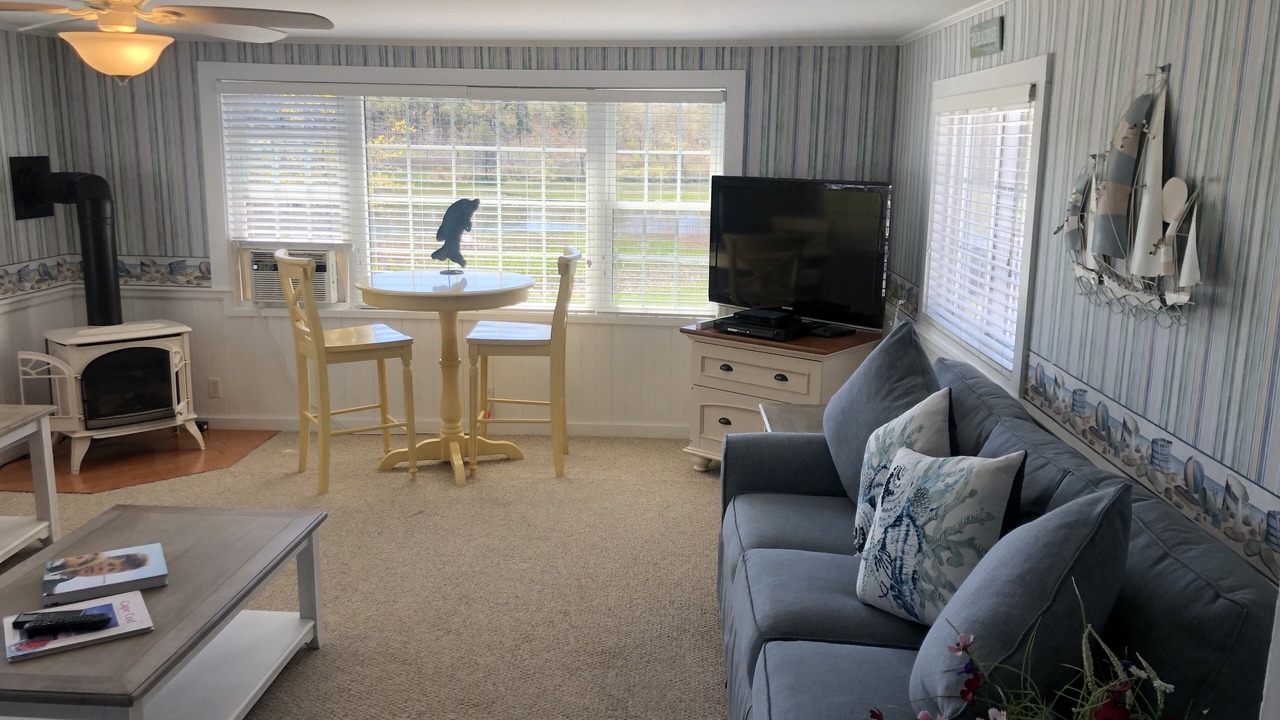 Photo of Livingroom in South Dennis