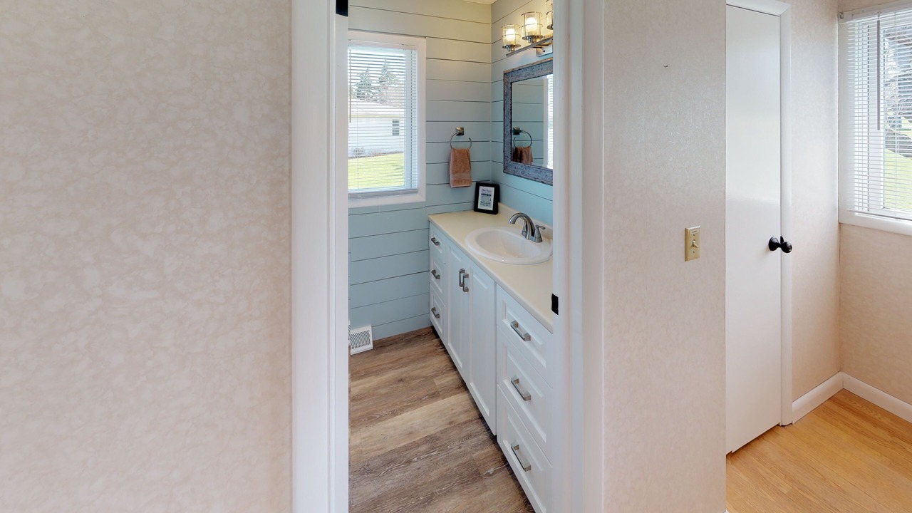 Photo of Bathroom in Town of Torrey
