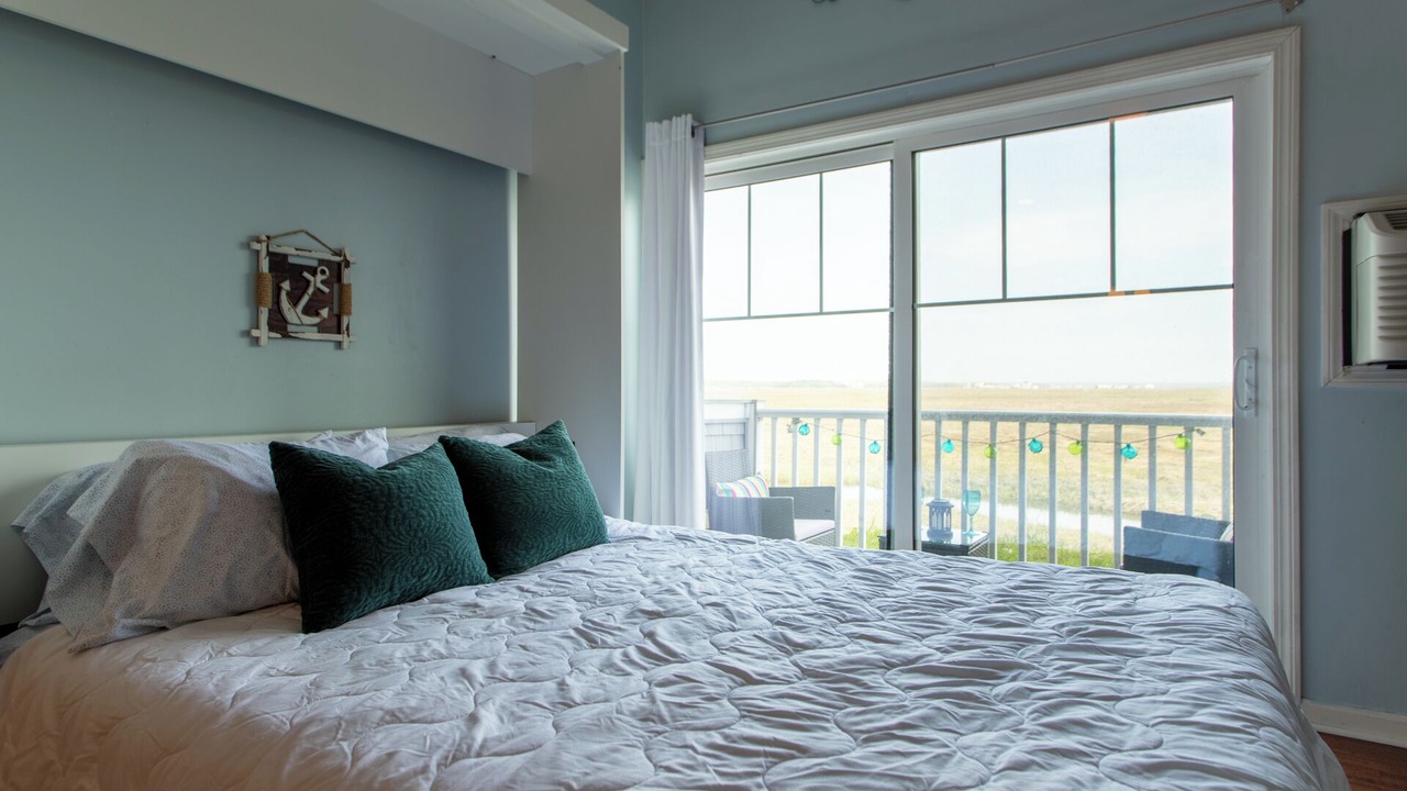 Photo of Bedroom in Seabrook