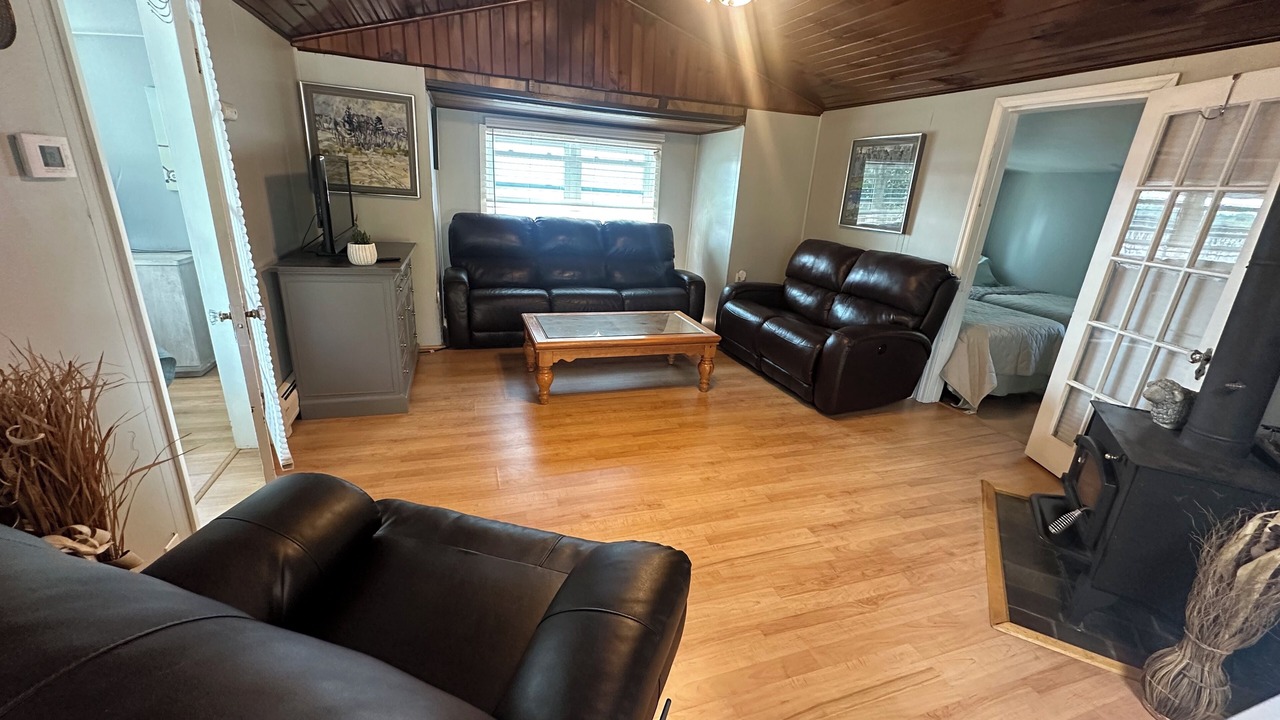 Photo of Livingroom in Barrington