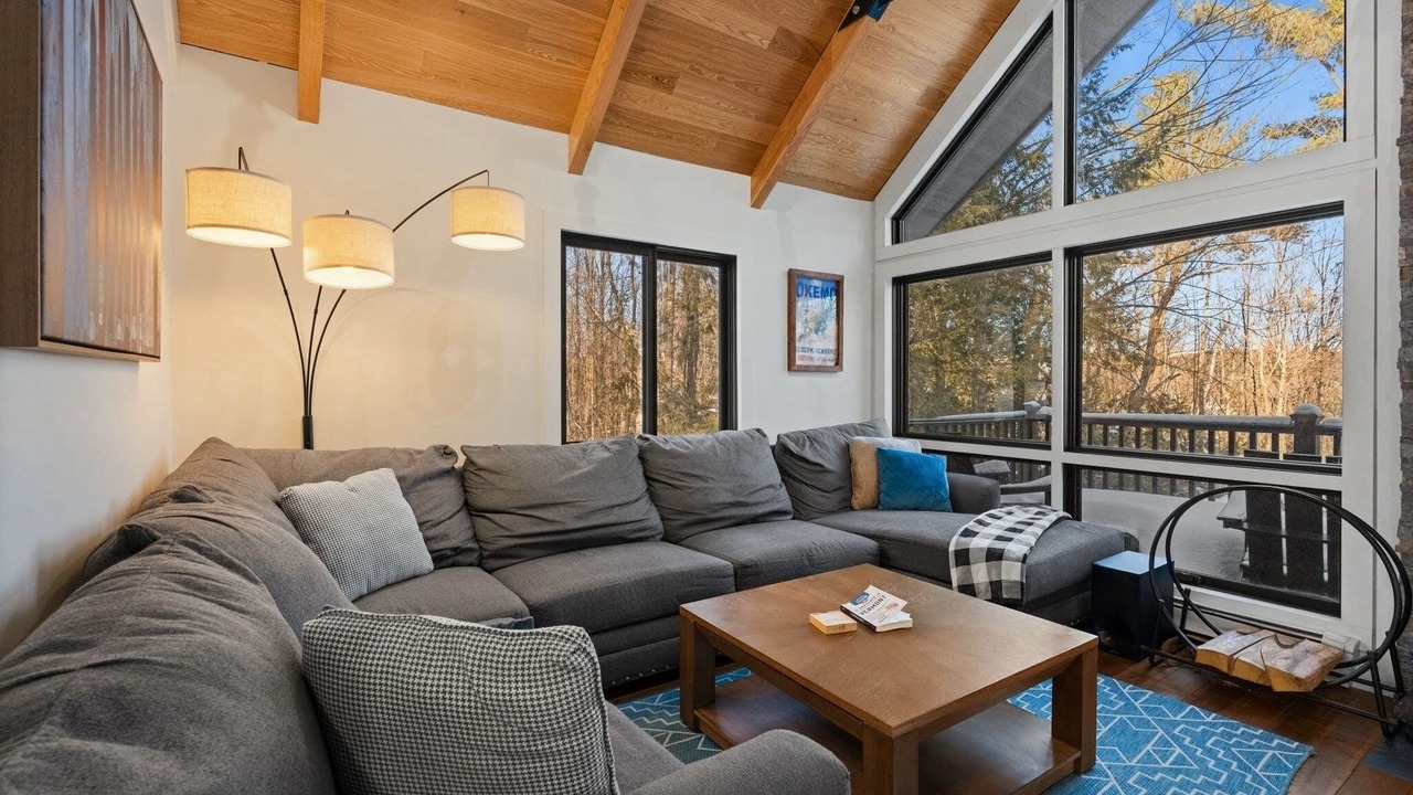 Photo of Livingroom in Ludlow