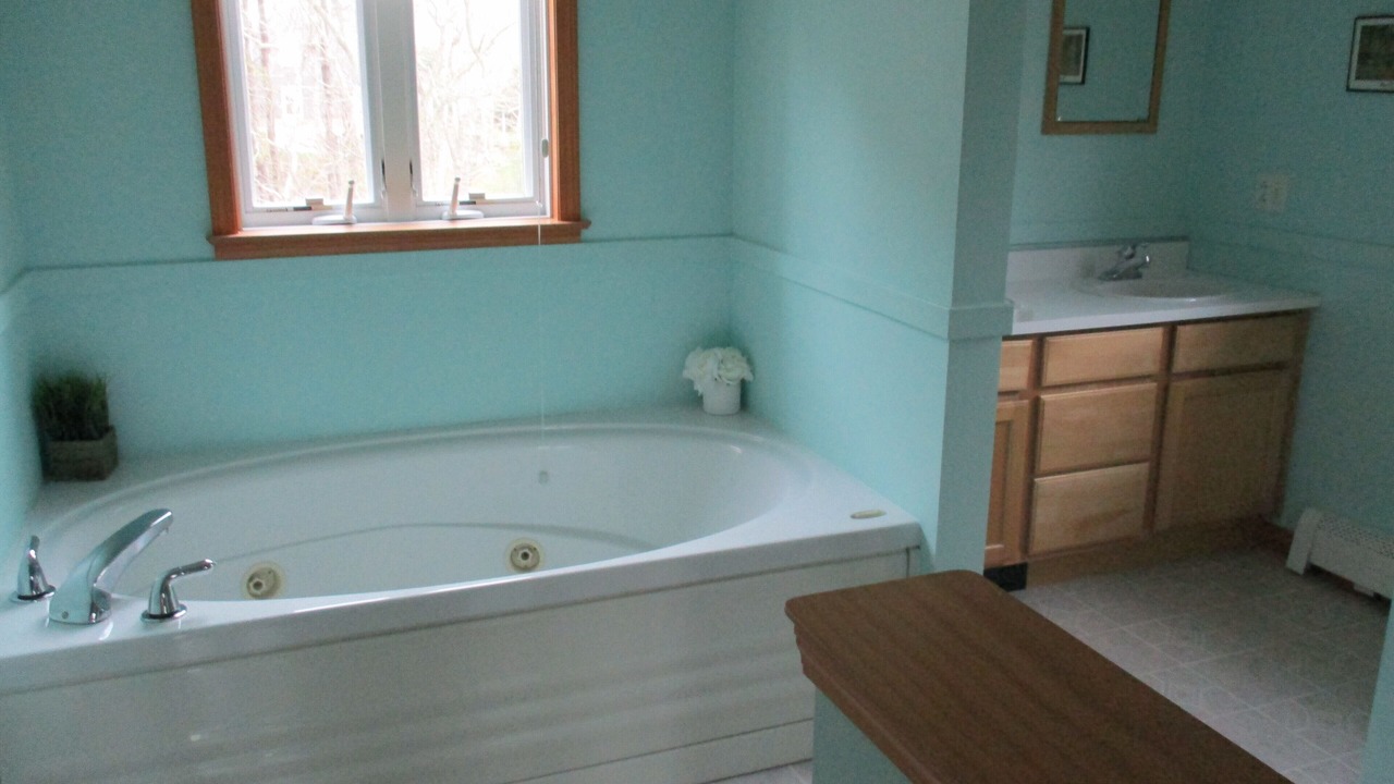 Photo of Bathroom in Edgartown