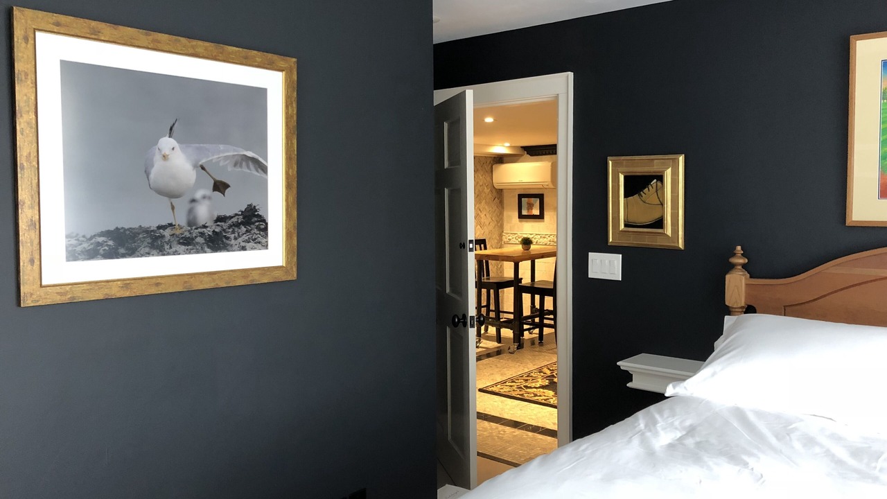 Photo of Bedroom in Top of the Hill