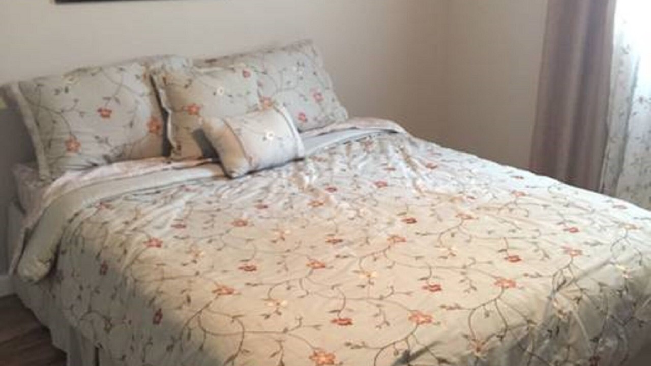 Photo of Bedroom in Bethel