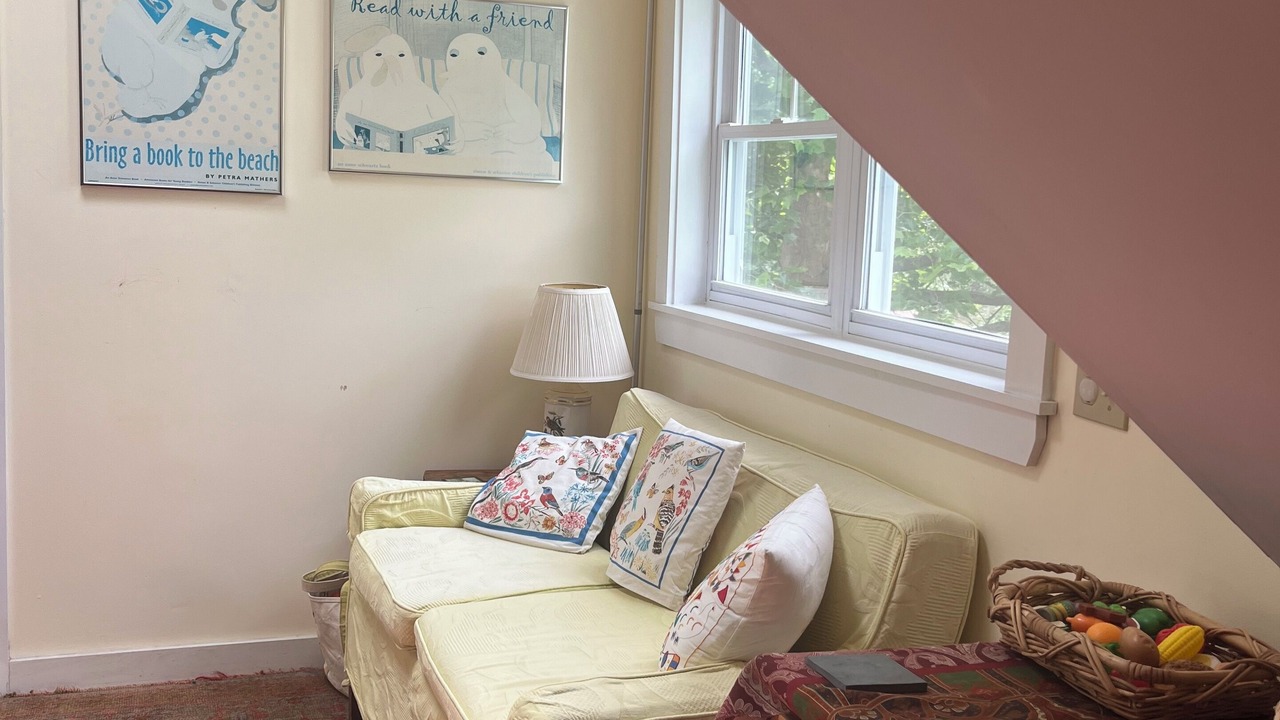 Photo of Livingroom in Woolwich