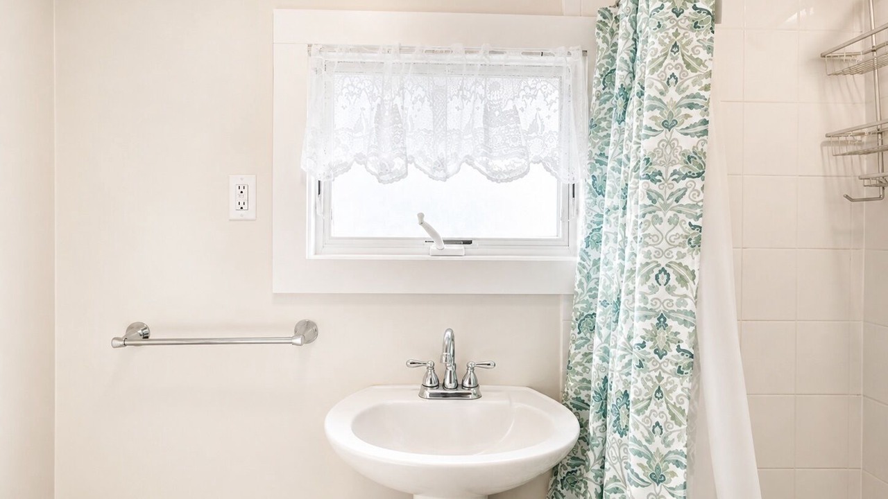 Photo of Bathroom in Oak Bluffs
