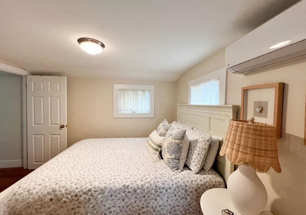 Photo of Bedroom in Oak Bluffs