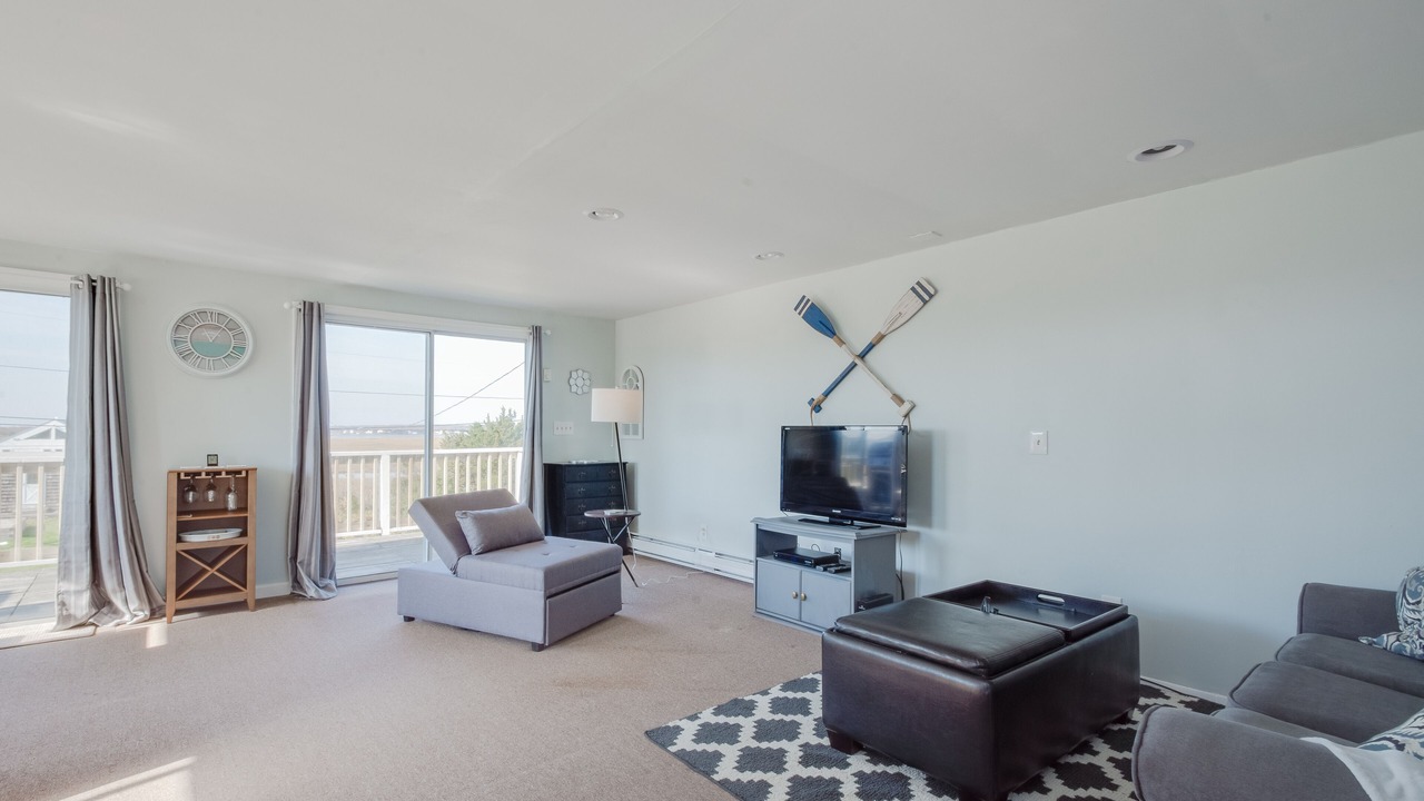 Photo of Livingroom in Weekapaug