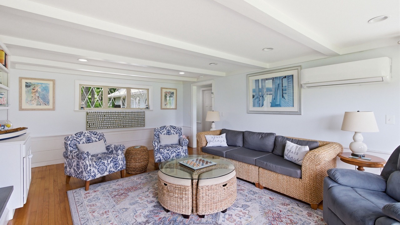 Photo of Livingroom in Kennebunk