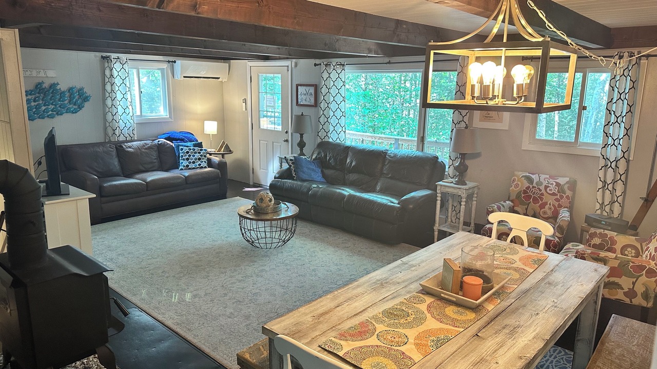 Photo of Livingroom in Gilford